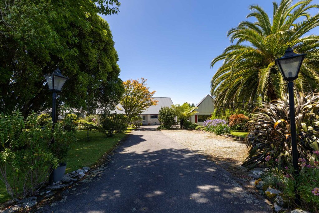 Kaniere house with good parking