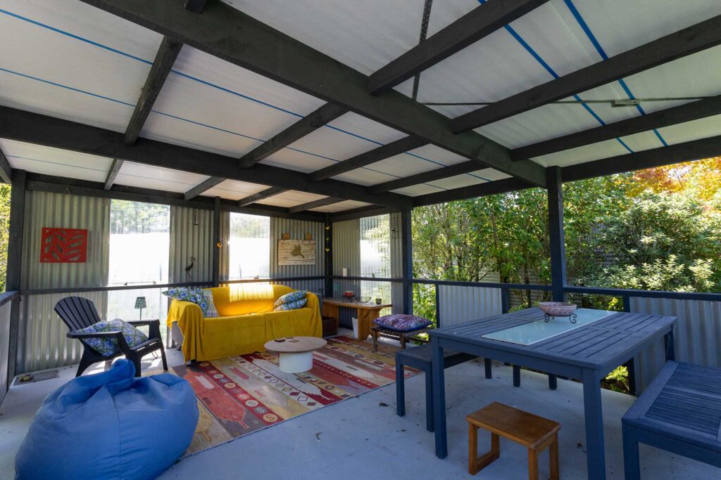 Kaniere house with cabana